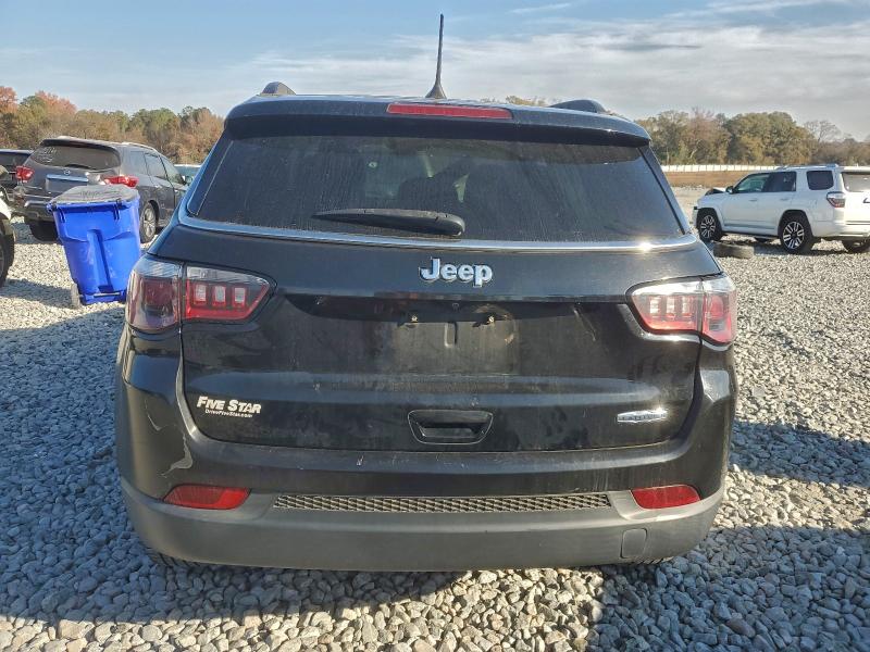 Photo 6 from auction – 2018 JEEP COMPASS with VIN 3C4NJCBB3JT293206