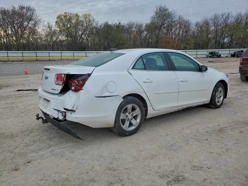 Photo 3 from auction – 2015 CHEVROLET MALIBU LS with VIN 1G11B5SLXFF201504