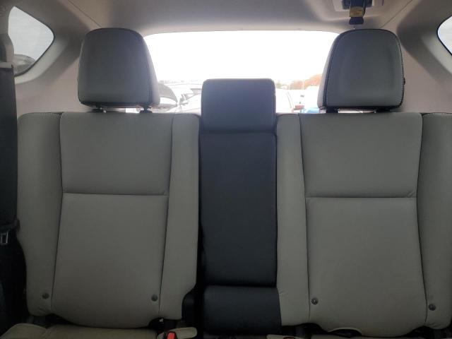 Photo 10 from auction – 2018 TOYOTA RAV4 LIMIT with VIN 2T3DFREV5JW829197