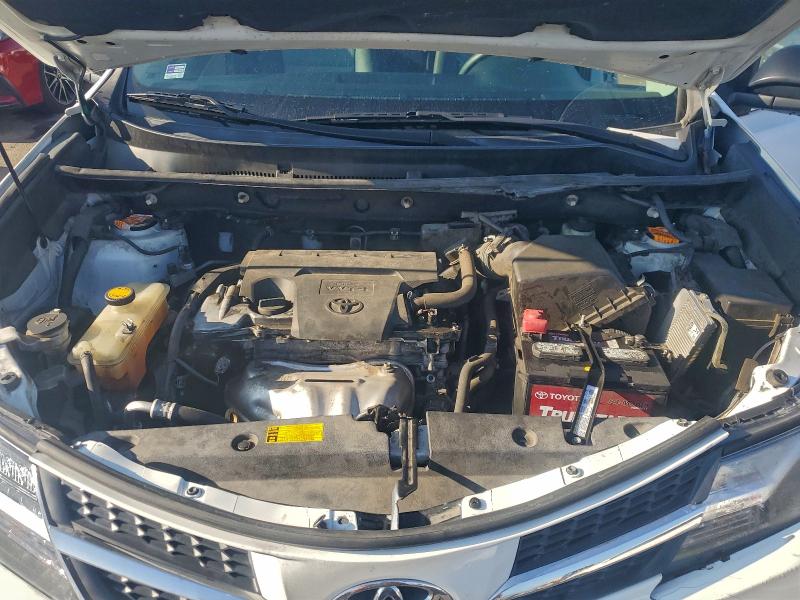 Photo 12 from auction – 2014 TOYOTA RAV4 LE with VIN 2T3BFREV3EW154172