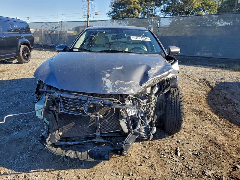 Photo 5 from auction – 2012 LEXUS CT 200 with VIN JTHKD5BH3C2091236