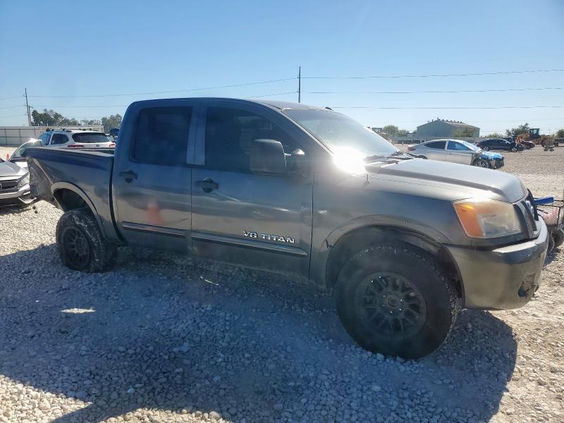 Photo 4 from auction – 2011 NISSAN TITAN with VIN 1N6BA0EC8BN303734
