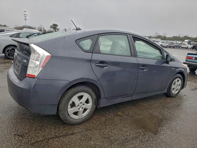 Photo 3 from auction – 2010 TOYOTA PRIUS with VIN JTDKN3DU9A5045600