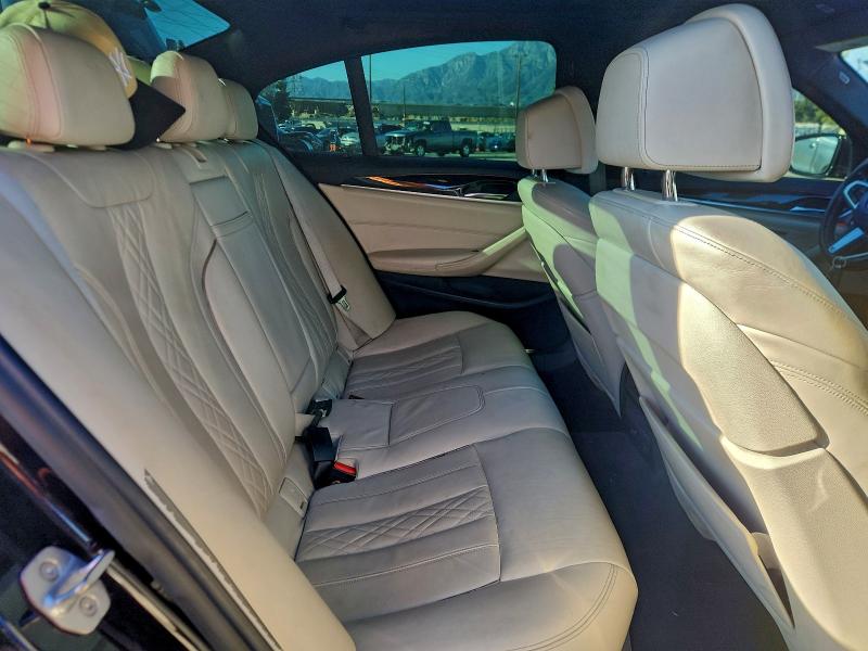 Photo 10 from auction – 2017 BMW 540 I with VIN WBAJE5C32HG913934