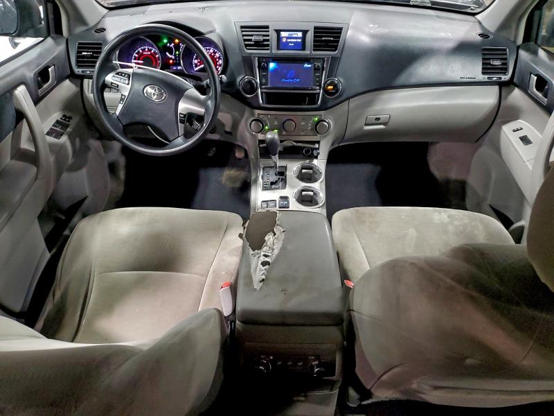 Photo 8 from auction – 2013 TOYOTA HIGHLANDER with VIN 5TDBK3EH4DS245082