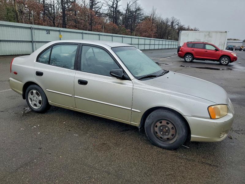 Photo 4 from auction – 2001 HYUNDAI ACCENT GL with VIN KMHCG45C81U161446