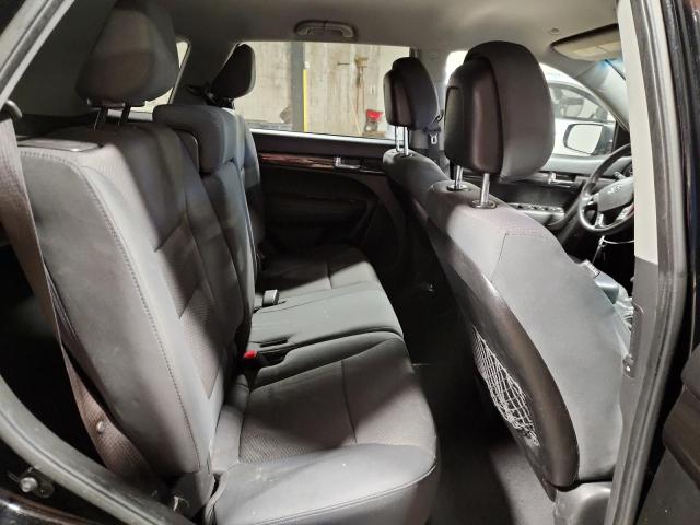 Photo 11 from auction – 2013 KIA SORENTO with VIN 5XYKT3A62DG366563