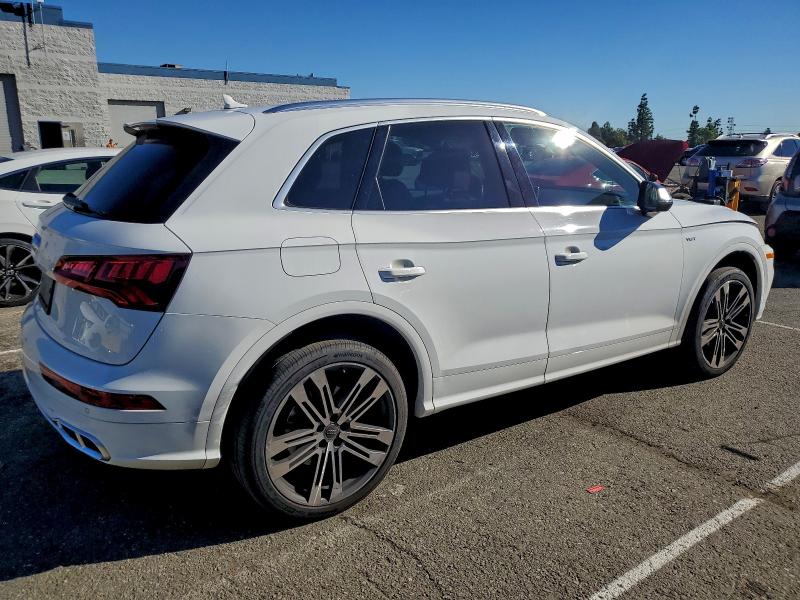 Photo 3 from auction – 2018 AUDI SQ5 PREMIU with VIN WA1A4AFYXJ2216515