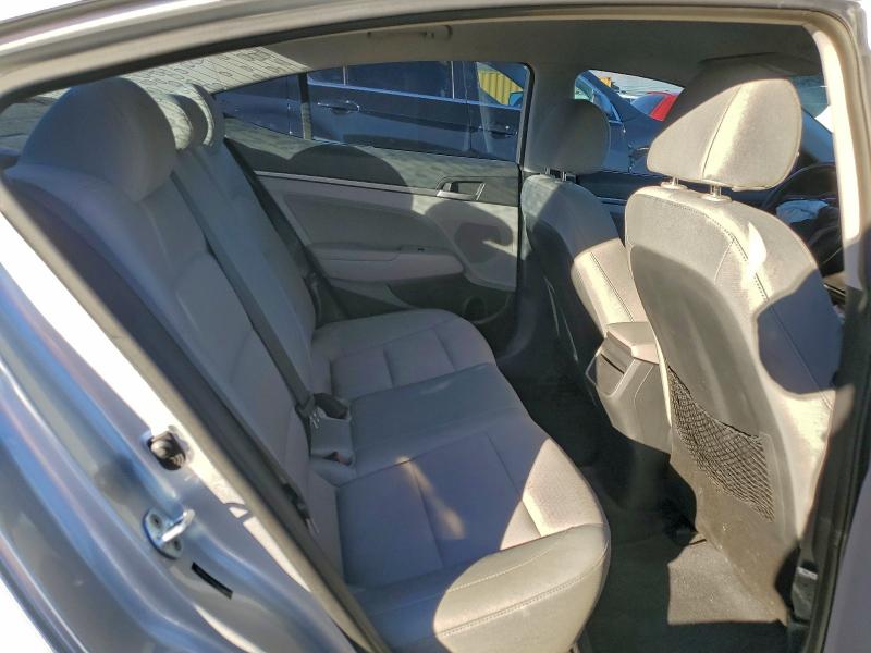 Photo 10 from auction – 2017 HYUNDAI ELANTRA SE with VIN 5NPD84LF8HH069549