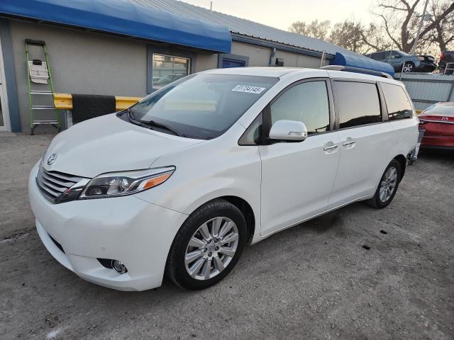 TOYOTA SIENNA XLE 2017 with VIN 5TDYZ3DC5HS862007 - Photo from auction