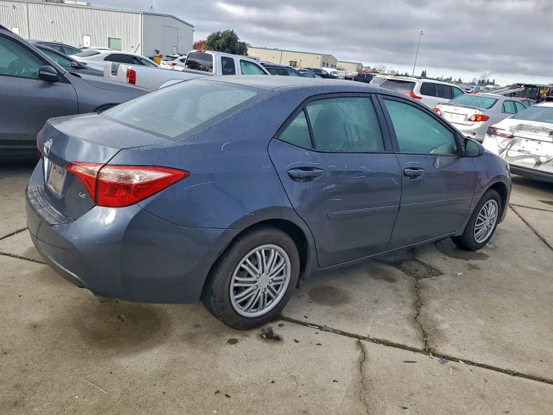 Photo 3 from auction – 2017 TOYOTA COROLLA L with VIN 5YFBURHE4HP678396
