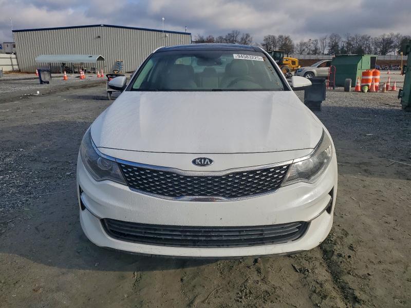 Photo 5 from auction – 2016 KIA OPTIMA EX with VIN 5XXGU4L38GG119438