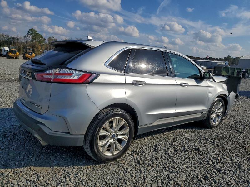Photo 3 from auction – 2020 FORD EDGE TITAN with VIN 2FMPK3K95LBA16053