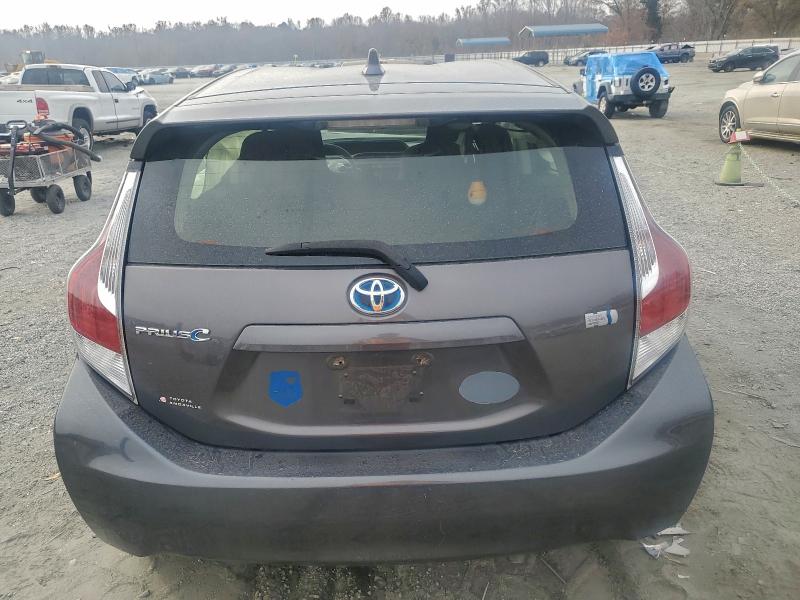 Photo 6 from auction – 2015 TOYOTA PRIUS C with VIN JTDKDTB38F1107029