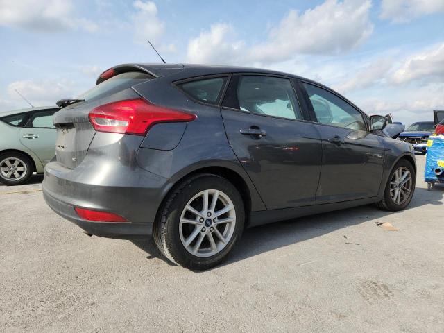 Zdjęcie 3 z aukcji – 2017 FORD FOCUS SE z VIN 1FADP3K25HL278440