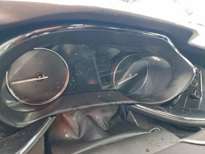 Photo 9 from auction – 2023 BUICK ENVISION E with VIN LRBFZNR4XPD057343