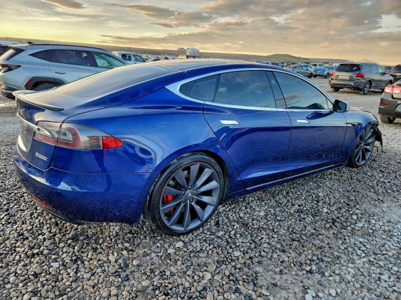 Photo 3 from auction – 2017 TESLA MODEL S with VIN 5YJSA1E42HF200706