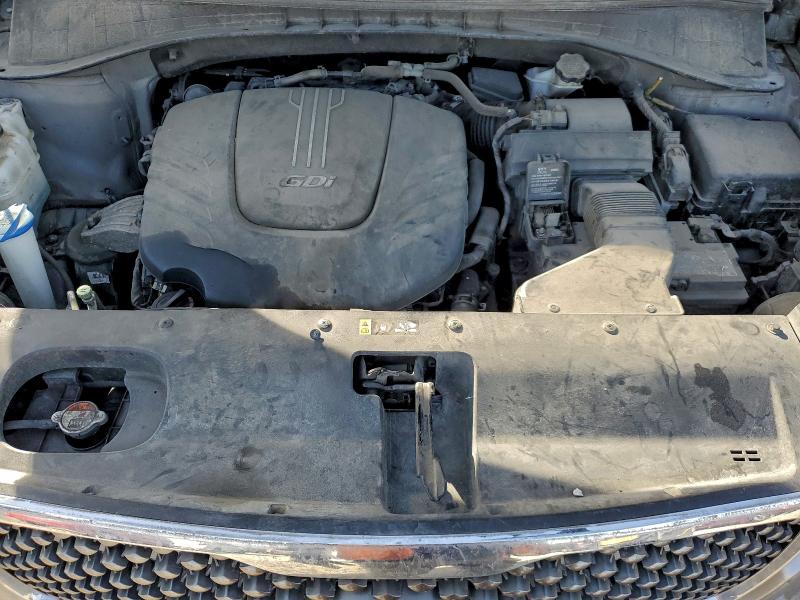 Photo 11 from auction – 2016 KIA SORENTO SX with VIN 5XYPKDA5XGG094466