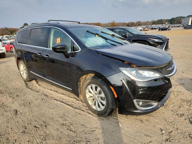 Photo 4 from auction – 2019 CHRYSLER PACIFICA T with VIN 2C4RC1BG0KR732443