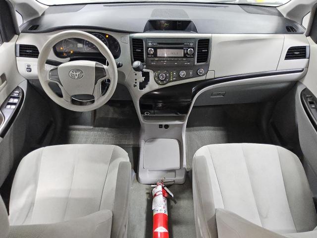 Photo 8 from auction – 2014 TOYOTA SIENNA with VIN 5TDZK3DC4ES503803