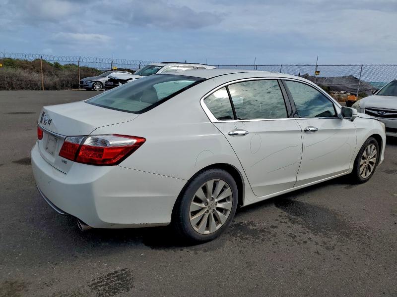 Photo 3 from auction – 2015 HONDA ACCORD with VIN 1HGCR3F80FA007147