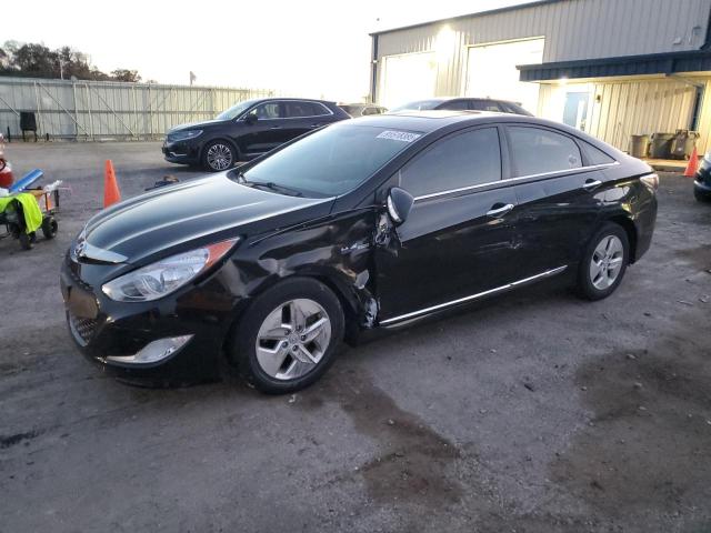 HYUNDAI SONATA HYB 2011 with VIN KMHEC4A47BA002326 - Photo from auction