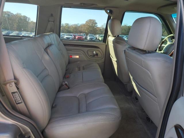 Photo 10 from auction – 2000 CADILLAC ESCALADE with VIN 1GYEK13RXYR150215