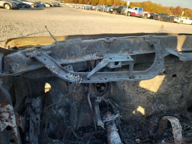 Photo 9 from auction – 2002 CHEVROLET SILVERADO with VIN 1GCEC14W82Z179355