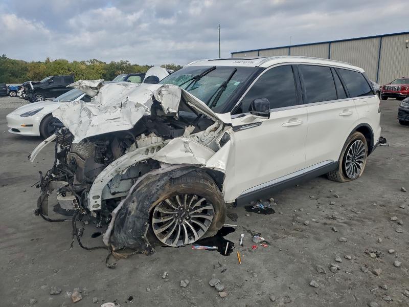 Photo 1 from auction – 2021 LINCOLN AVIATOR with VIN 5LM5J7WC7MGL00377