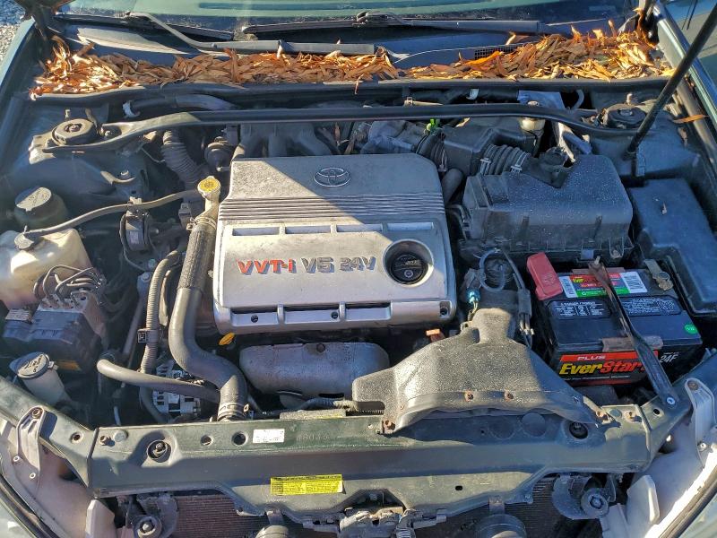 Photo 11 from auction – 2005 TOYOTA CAMRY LE with VIN 4T1BF30K45U088959
