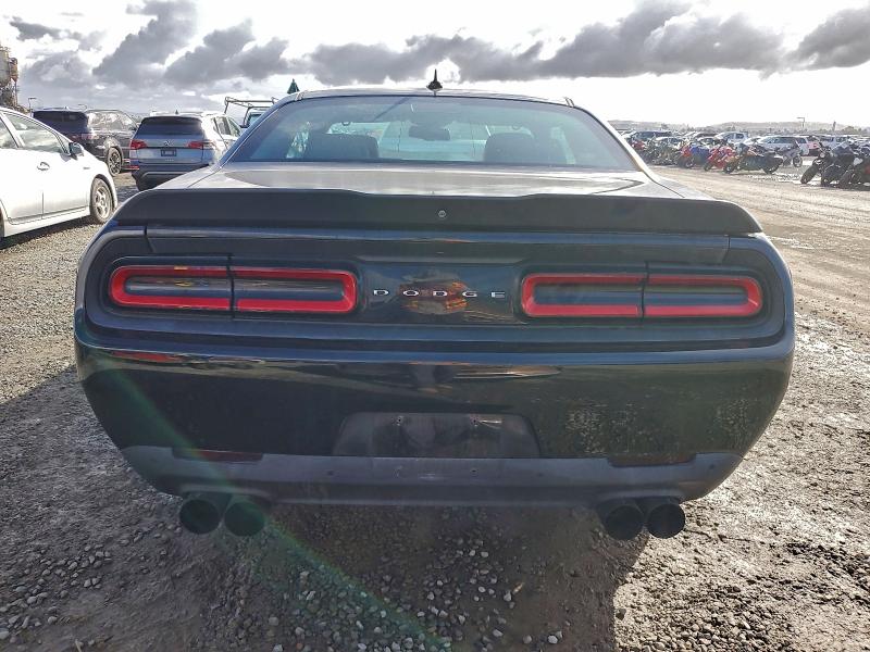 Photo 6 from auction – 2017 DODGE CHALLENGER with VIN 2C3CDZAGXHH532241