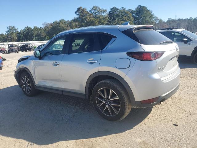 Photo 2 from auction – 2018 MAZDA CX-5 TOURI with VIN JM3KFACM4J1475097
