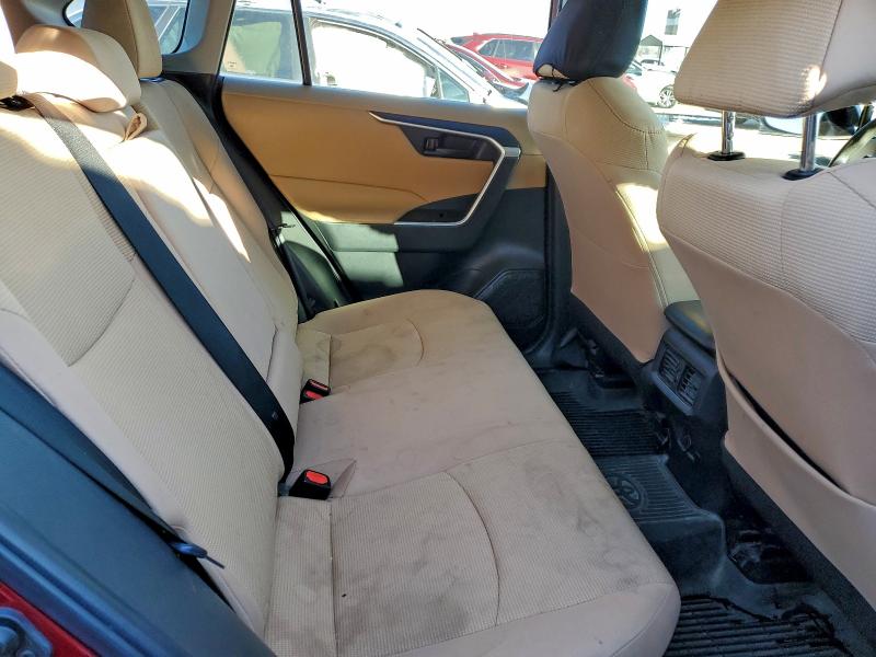 Photo 11 from auction – 2022 TOYOTA RAV4 with VIN 2T3LWRFV8NW144689
