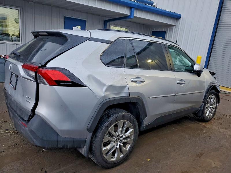 Photo 3 from auction – 2024 TOYOTA RAV4 XLE P with VIN 2T3A1RFV6RC412362
