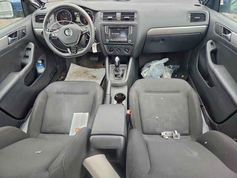 Photo 8 from auction – 2017 VOLKSWAGEN JETTA S with VIN 3VW2B7AJ1HM326253