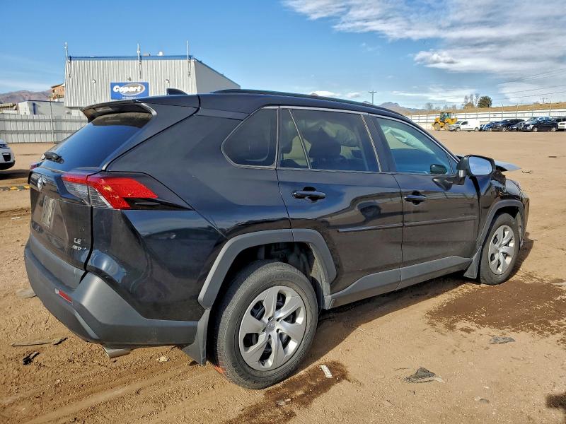 Photo 3 from auction – 2020 TOYOTA RAV4 LE with VIN 2T3F1RFVXLW098551