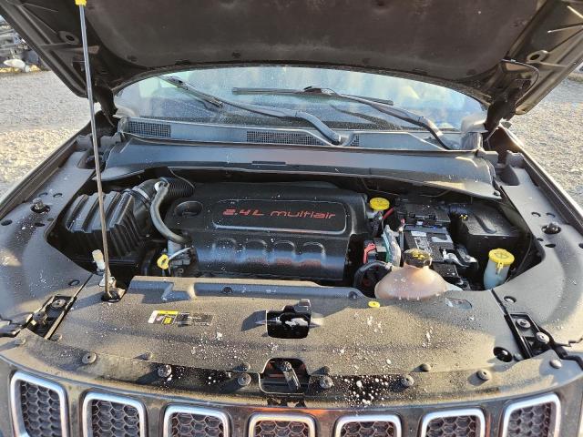 Foto 11 de la subasta – 2018 JEEP COMPASS LI con VIN 3C4NJDCB7JT107476