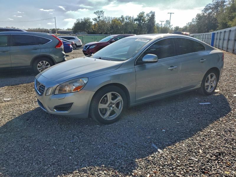 VOLVO S60 T5 2013 with VIN YV1612FS5D2173576 - Photo from auction