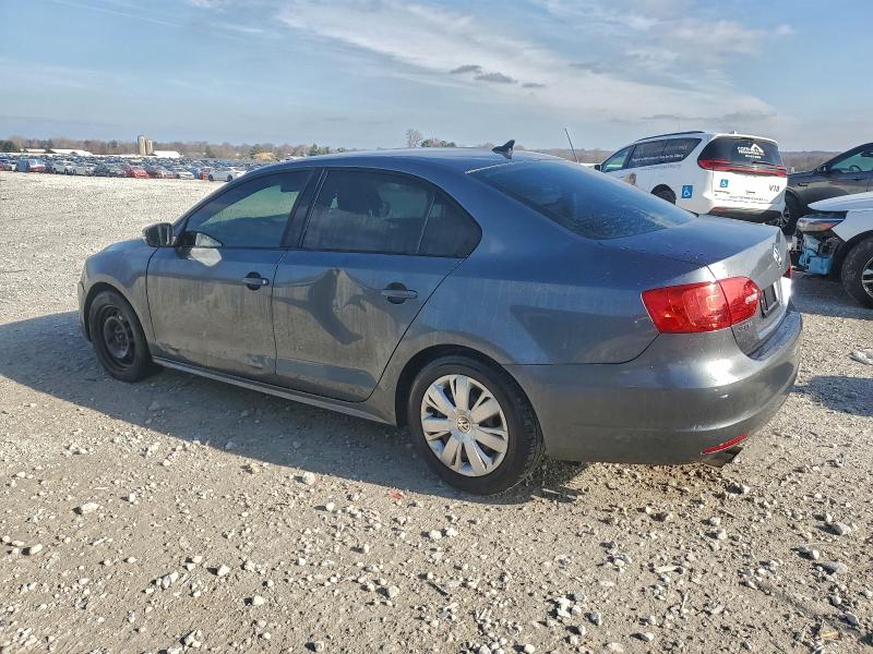 Photo 2 from auction – 2014 VOLKSWAGEN JETTA SE with VIN 3VWD17AJ5EM243383