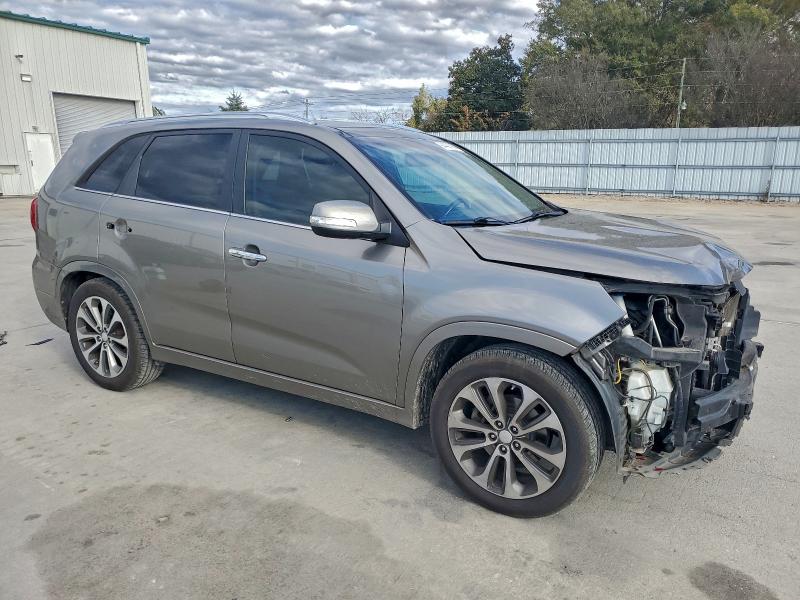 Photo 4 from auction – 2014 KIA SORENTO SX with VIN 5XYKW4A7XEG517348