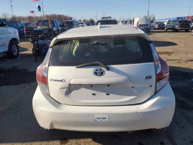 Photo 6 from auction – 2016 TOYOTA PRIUS C with VIN JTDKDTB37G1118881