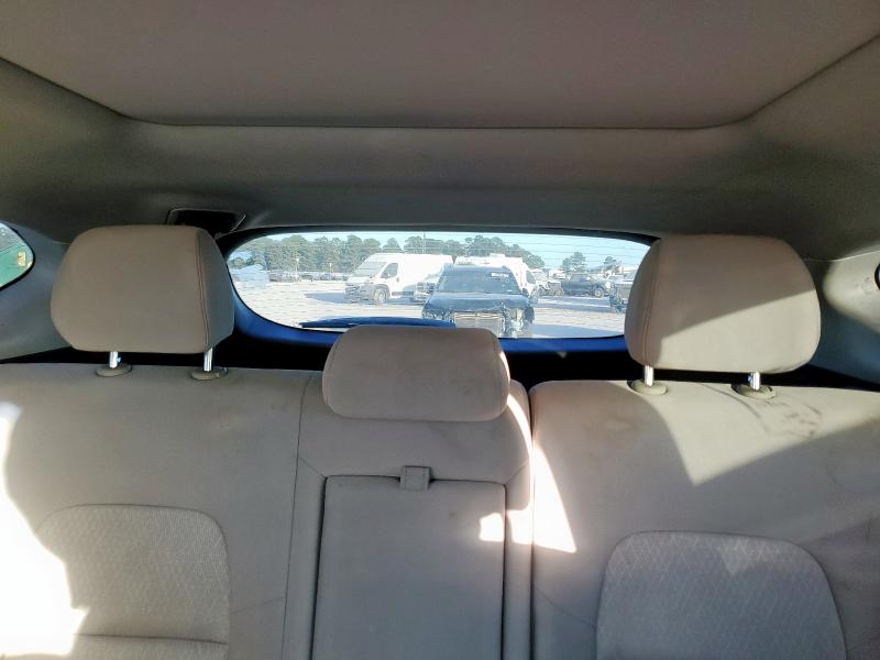Photo 10 from auction – 2018 HYUNDAI TUCSON VAL with VIN KM8J33A23JU767019