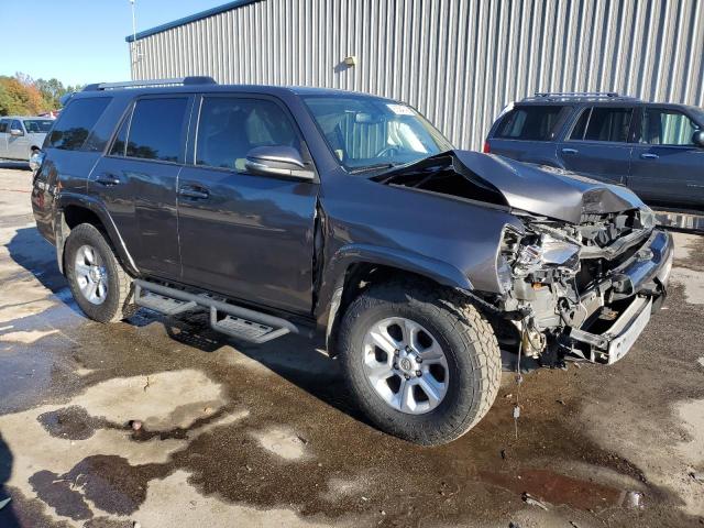 Photo 4 from auction – 2019 TOYOTA 4RUNNER SR with VIN JTEZU5JR9K5193580