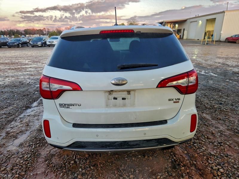 Photo 6 from auction – 2014 KIA SORENTO SX with VIN 5XYKW4A76EG435309