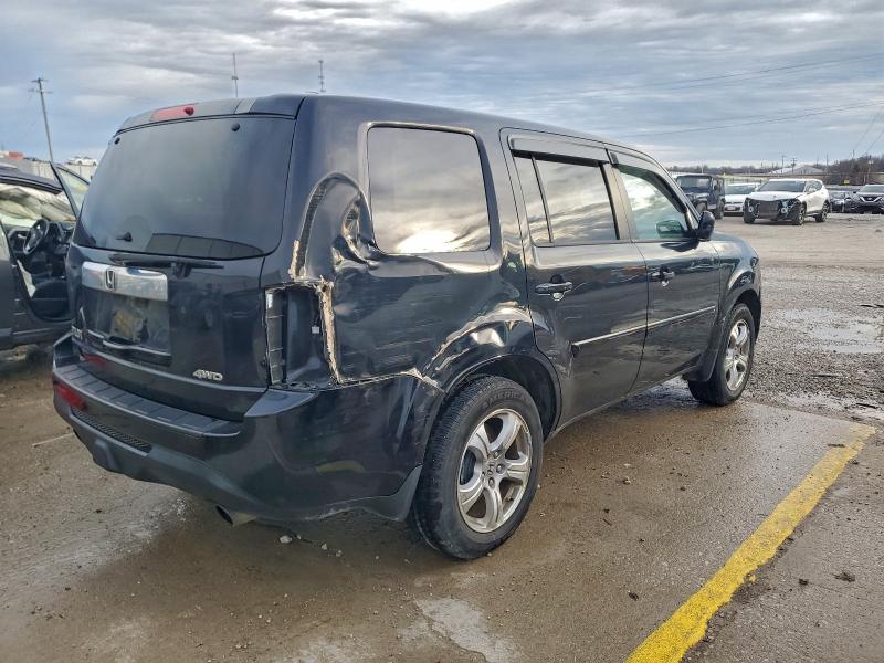 Foto 3 de la subasta – 2013 HONDA PILOT EXLN con VIN 5FNYF4H76DB018262