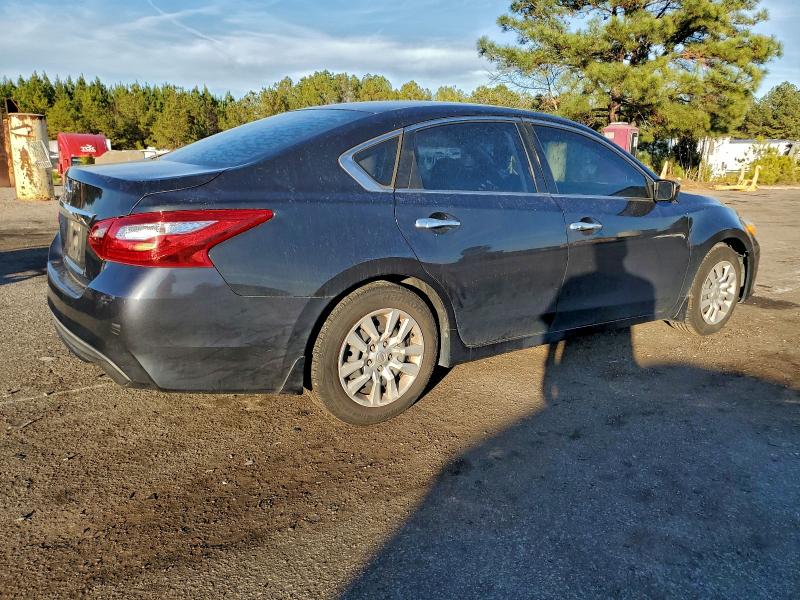 Photo 3 from auction – 2017 NISSAN ALTIMA 2.5 with VIN 1N4AL3AP3HC254634