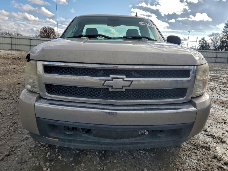 Photo 5 from auction – 2008 CHEVROLET SILVERADO with VIN 1GCEK14038Z143354