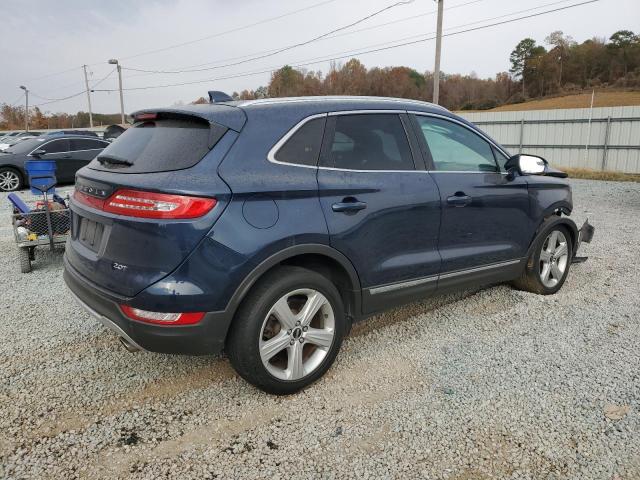 Photo 3 from auction – 2017 LINCOLN MKC PREMIE with VIN 5LMCJ1C95HUL49792