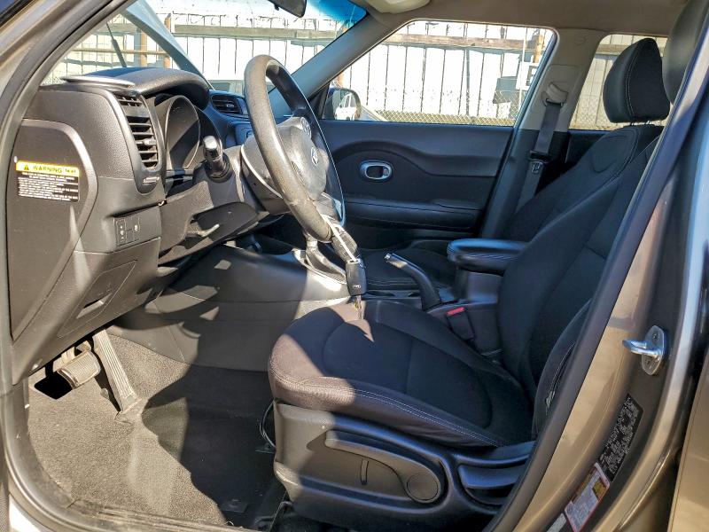 Photo 7 from auction – 2016 KIA SOUL with VIN KNDJN2A29G7245169