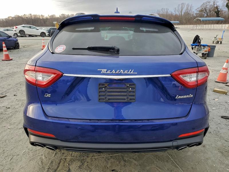 Photo 6 from auction – 2020 MASERATI LEVANTE SP with VIN ZN661XUS1LX342353